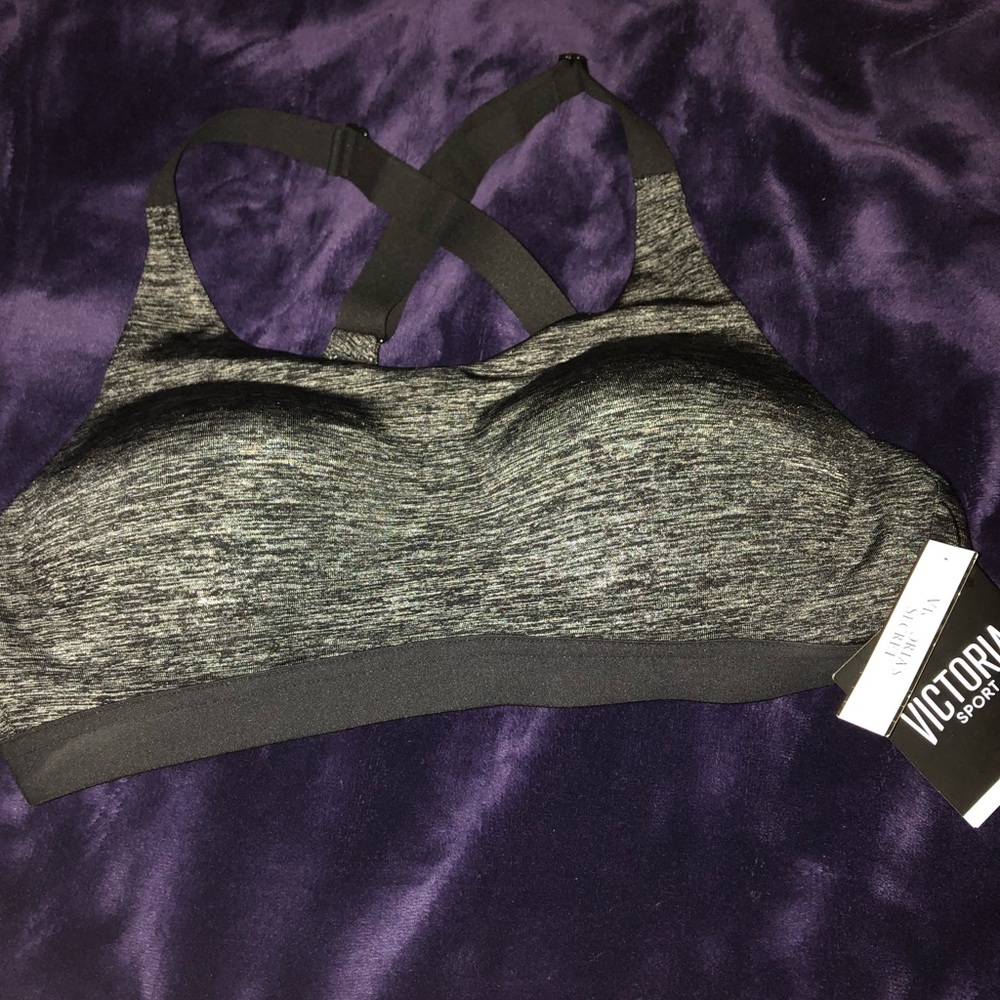 NEW Victoria Secret Crossback Padded Sports Bra